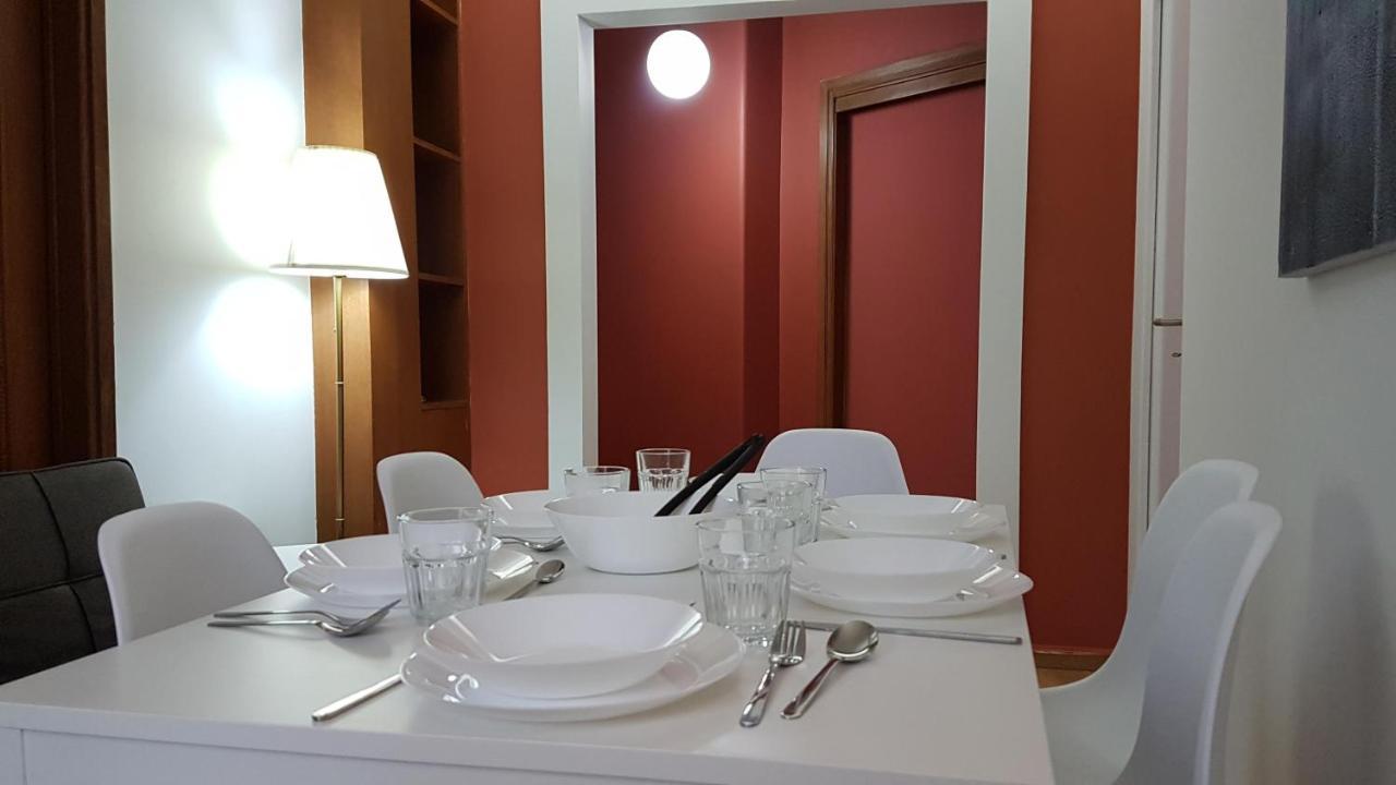 Apricot Apartment - Athens Center, 6 Bd, 2.5 Bath Exterior foto